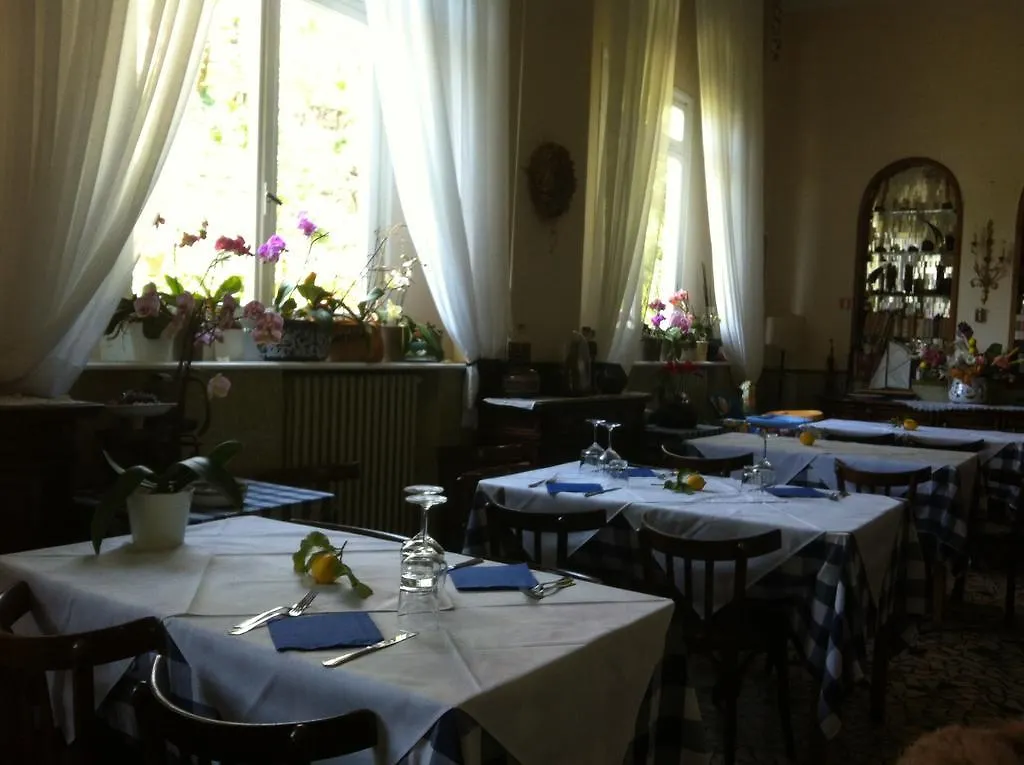Hotel Pensione Moderna Bonassola