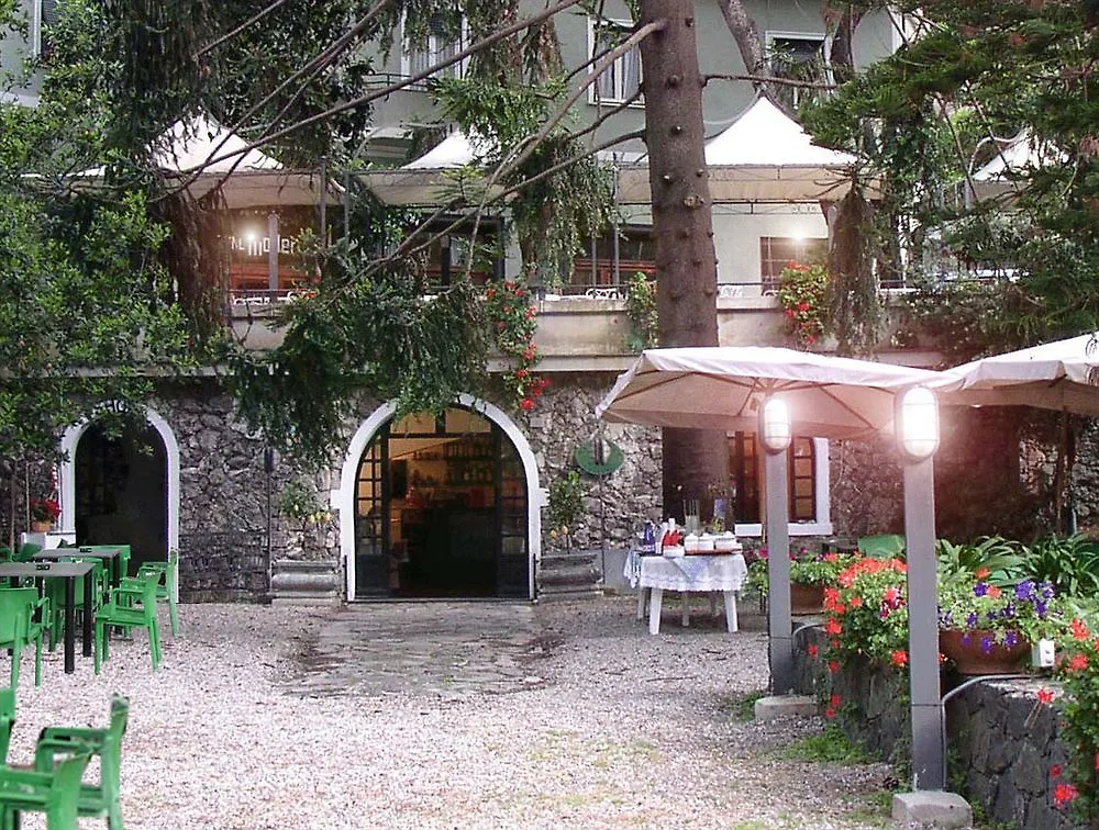 Hotel Pensione Moderna Bonassola 3*,